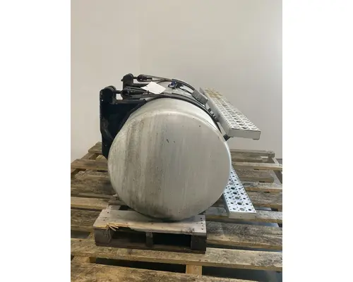 FREIGHTLINER Cascadia 125 Fuel Tank