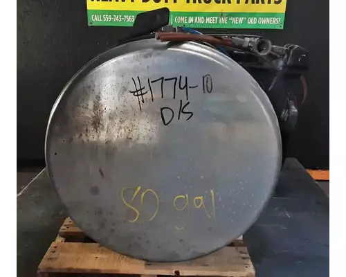 FREIGHTLINER Cascadia 125 Fuel Tank