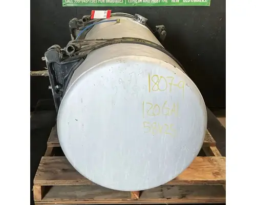 FREIGHTLINER Cascadia 125 Fuel Tank