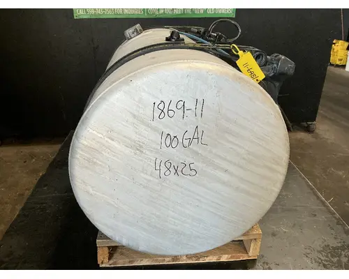 FREIGHTLINER Cascadia 125 Fuel Tank