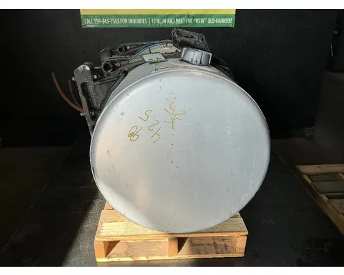 FREIGHTLINER Cascadia 125 Fuel Tank