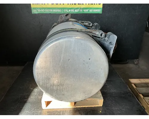 FREIGHTLINER Cascadia 125 Fuel Tank