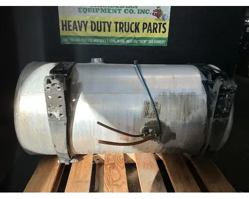 FREIGHTLINER Cascadia 125 Fuel Tank