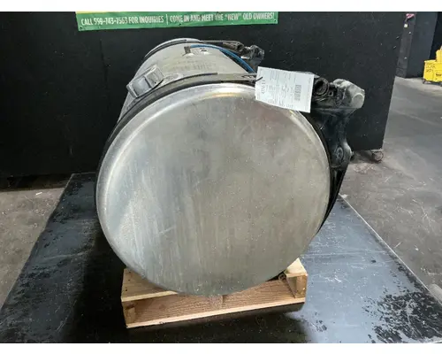 FREIGHTLINER Cascadia 125 Fuel Tank