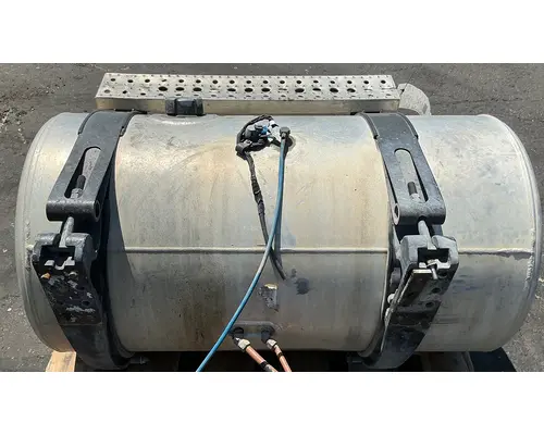 FREIGHTLINER Cascadia 125 Fuel Tank