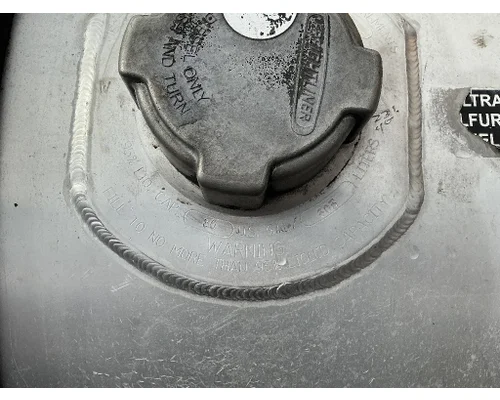 FREIGHTLINER Cascadia 125 Fuel Tank