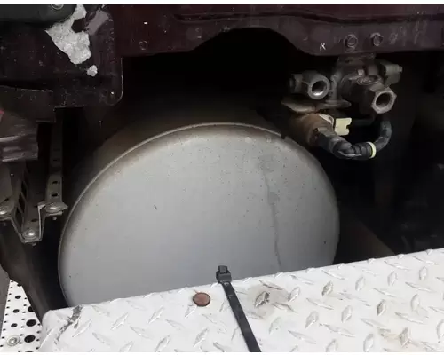 FREIGHTLINER Cascadia 125 Fuel Tank