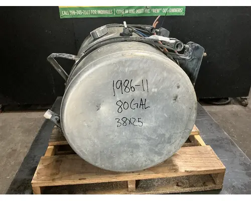 FREIGHTLINER Cascadia 125 Fuel Tank
