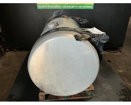 FREIGHTLINER Cascadia 125 Fuel Tank