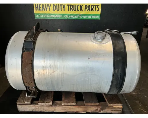 FREIGHTLINER Cascadia 125 Fuel Tank