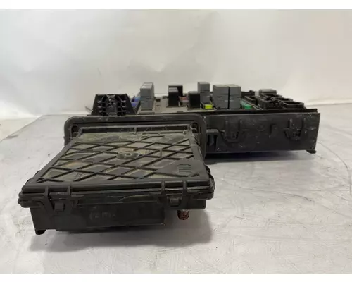 FREIGHTLINER Cascadia 125 Fuse Box