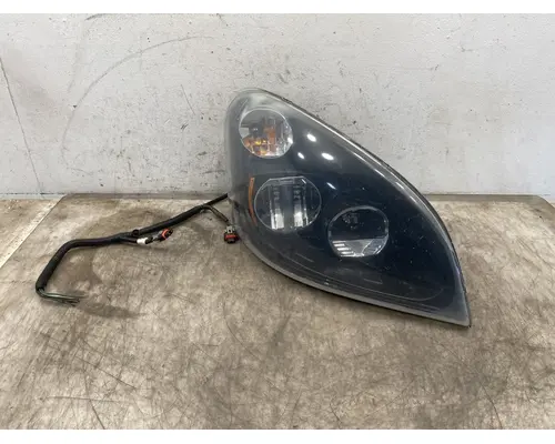 FREIGHTLINER Cascadia 125 Headlamp Assembly