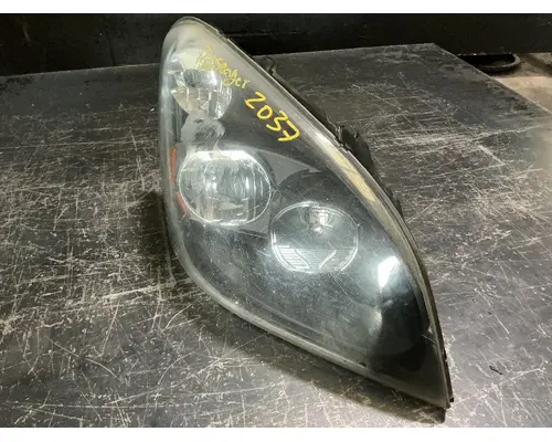 FREIGHTLINER Cascadia 125 Headlamp Assembly