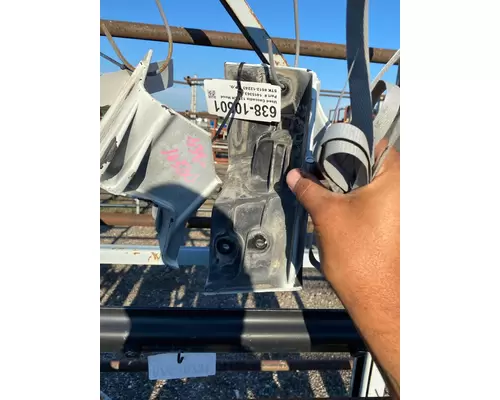 FREIGHTLINER Cascadia 125 Hood Hinge