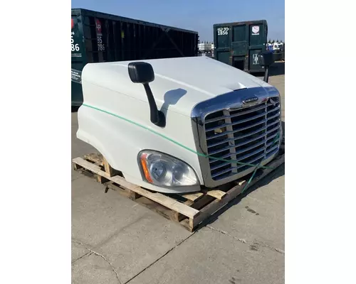 FREIGHTLINER Cascadia 125 Hood