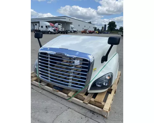 FREIGHTLINER Cascadia 125 Hood