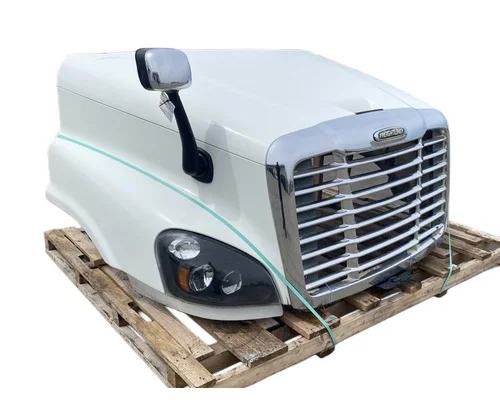 FREIGHTLINER Cascadia 125 Hood