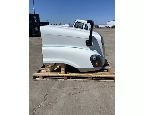 FREIGHTLINER Cascadia 125 Hood