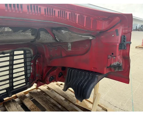 FREIGHTLINER Cascadia 125 Hood