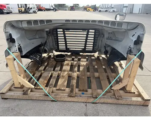 FREIGHTLINER Cascadia 125 Hood