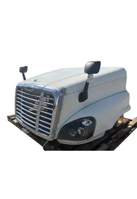 FREIGHTLINER Cascadia 125 Hood