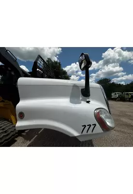 FREIGHTLINER Cascadia 125 Hood