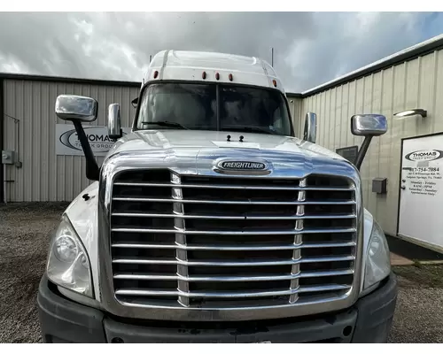 FREIGHTLINER Cascadia 125 Hood