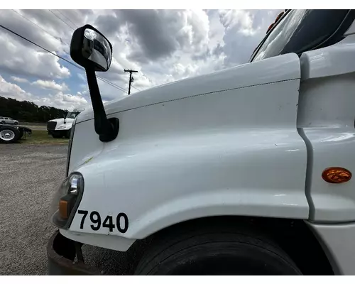 FREIGHTLINER Cascadia 125 Hood