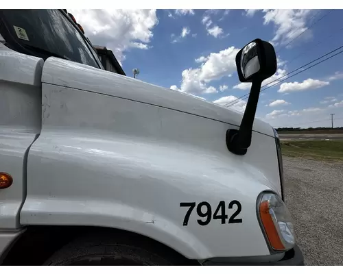 FREIGHTLINER Cascadia 125 Hood