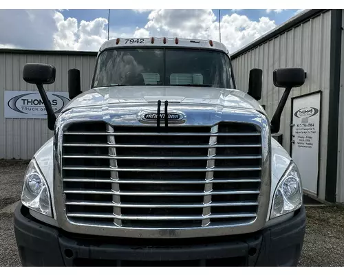 FREIGHTLINER Cascadia 125 Hood