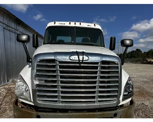 FREIGHTLINER Cascadia 125 Hood