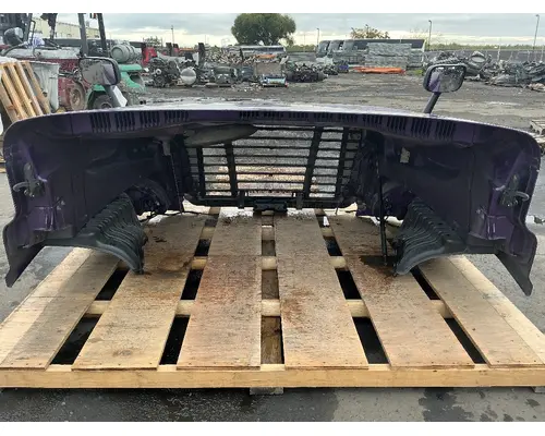 FREIGHTLINER Cascadia 125 Hood