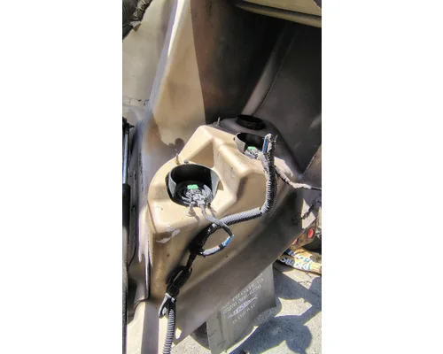 FREIGHTLINER Cascadia 125 Hood