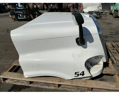 FREIGHTLINER Cascadia 125 Hood