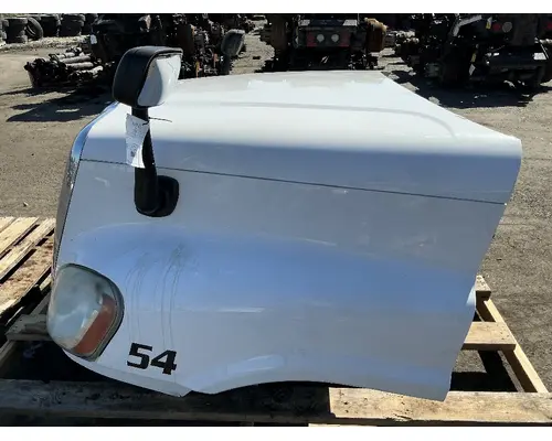 FREIGHTLINER Cascadia 125 Hood