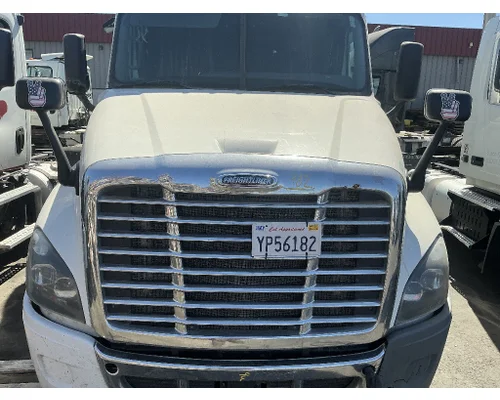 FREIGHTLINER Cascadia 125 Hood