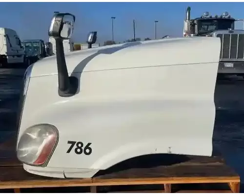 FREIGHTLINER Cascadia 125 Hood