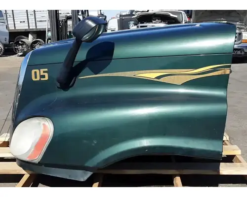 FREIGHTLINER Cascadia 125 Hood