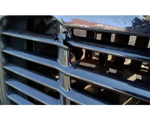 FREIGHTLINER Cascadia 125 Hood