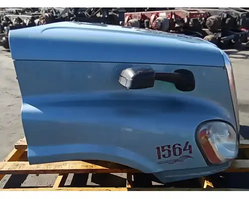 FREIGHTLINER Cascadia 125 Hood