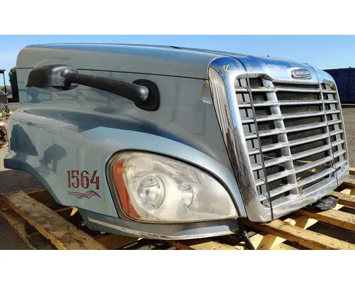 FREIGHTLINER Cascadia 125 Hood
