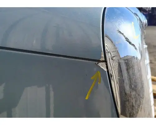 FREIGHTLINER Cascadia 125 Hood