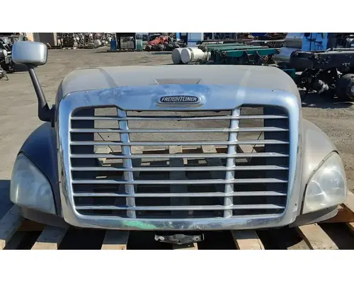FREIGHTLINER Cascadia 125 Hood