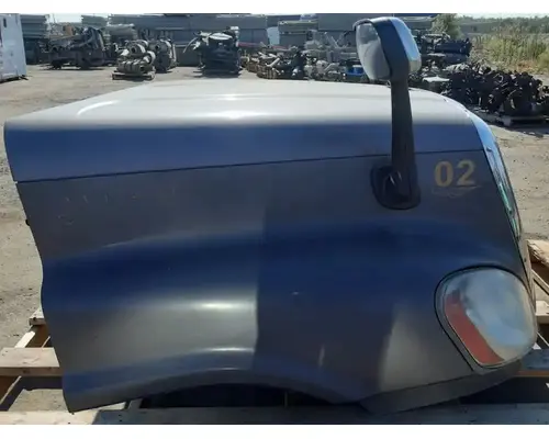 FREIGHTLINER Cascadia 125 Hood