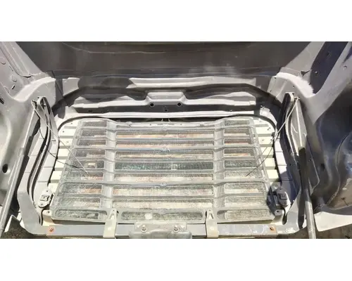 FREIGHTLINER Cascadia 125 Hood