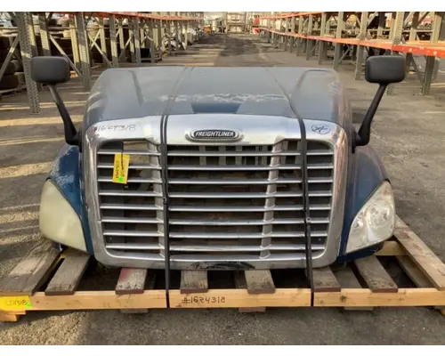 FREIGHTLINER Cascadia 125 Hood
