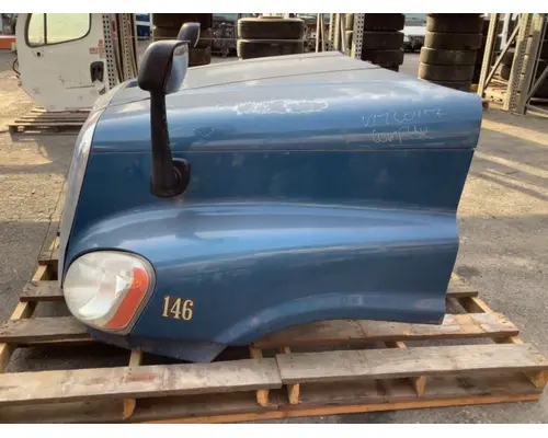 FREIGHTLINER Cascadia 125 Hood