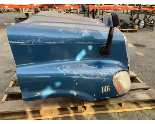 FREIGHTLINER Cascadia 125 Hood