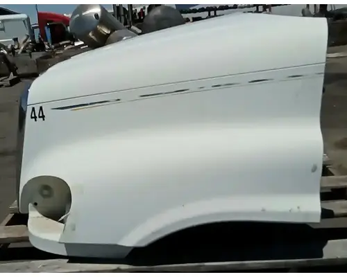 FREIGHTLINER Cascadia 125 Hood