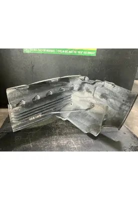 FREIGHTLINER Cascadia 125 Inner Fender